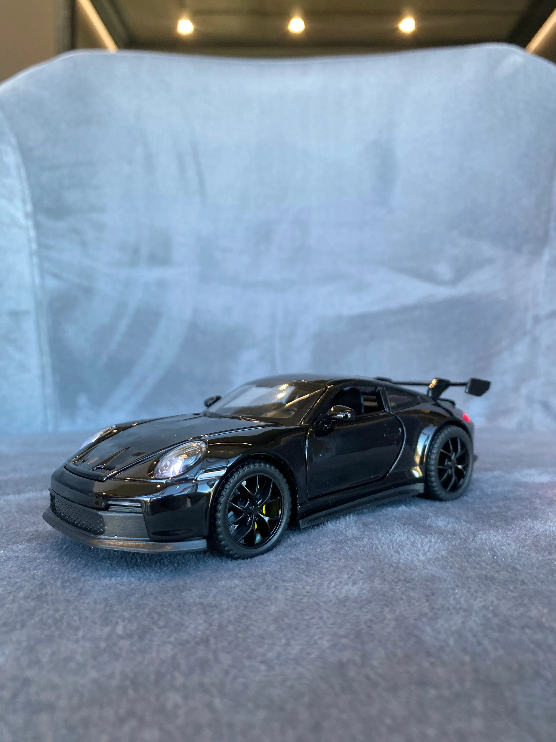 46024 porsche gt3 diecast model 4