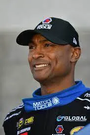 46035 cleaning diecast cars