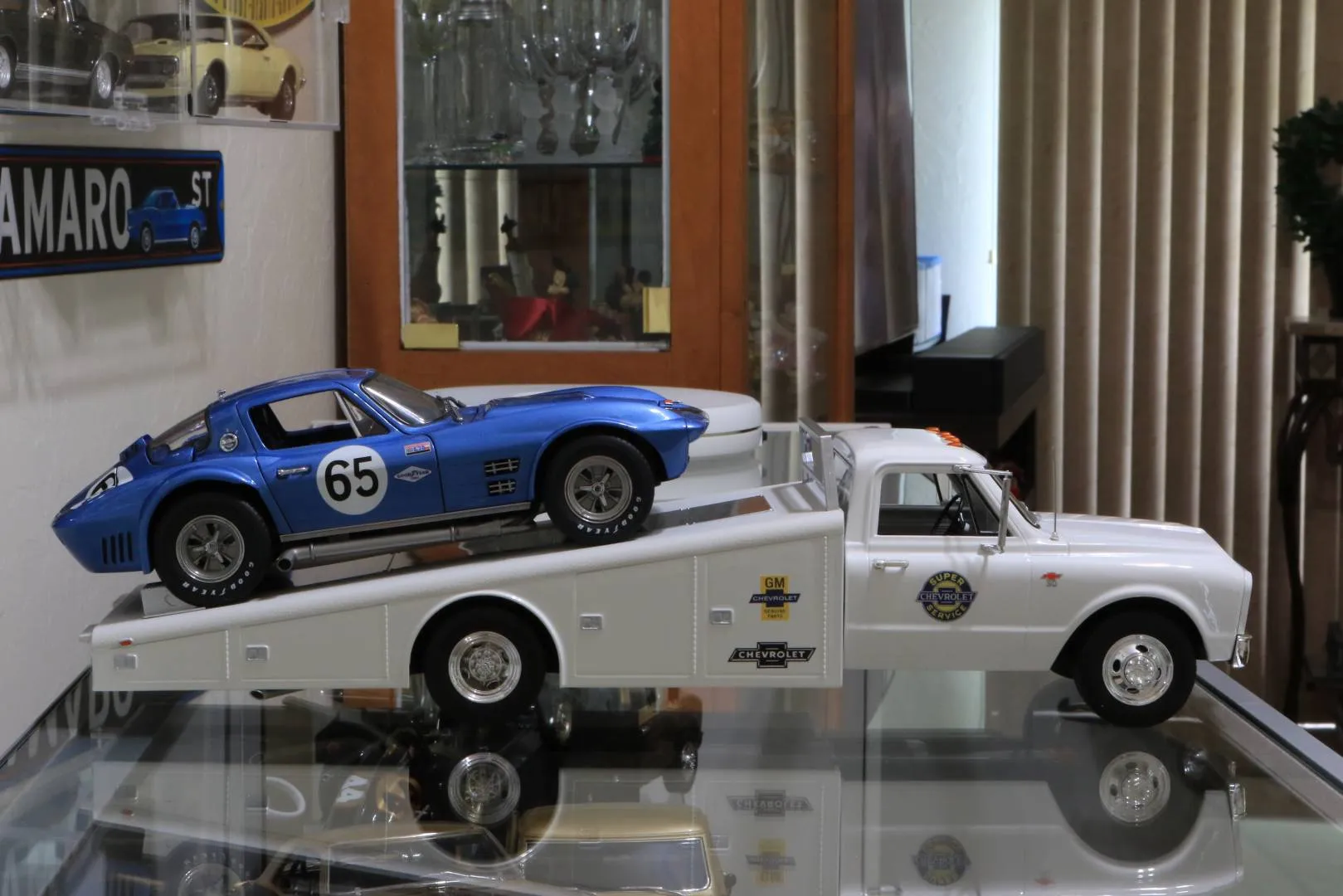 46039 collectible ramp trucks