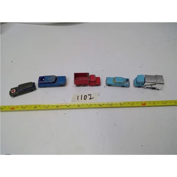 46056 husky diecast vehicles models