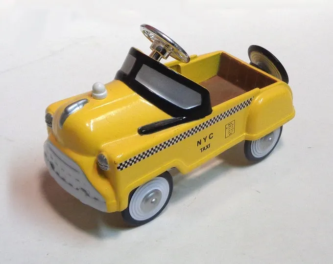 46068 diecast car guitar pedal sports car