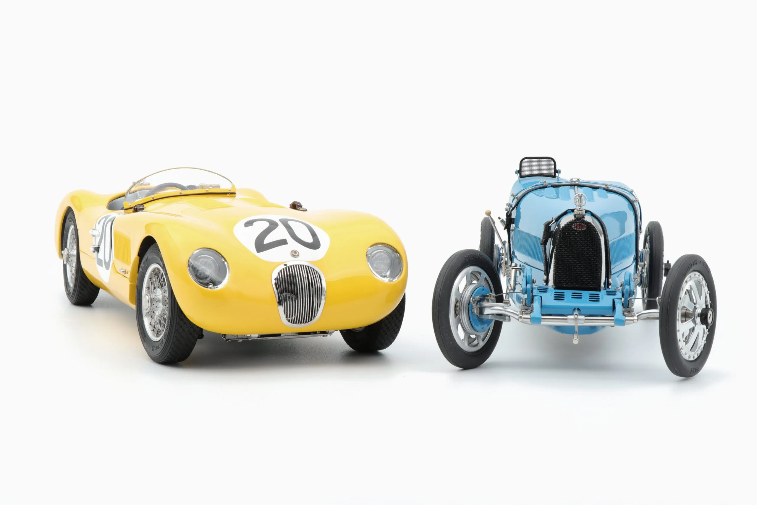 46073 diecast cars display