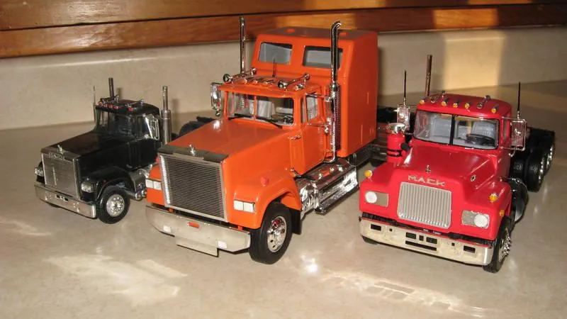 46094 mack diecast metal quality