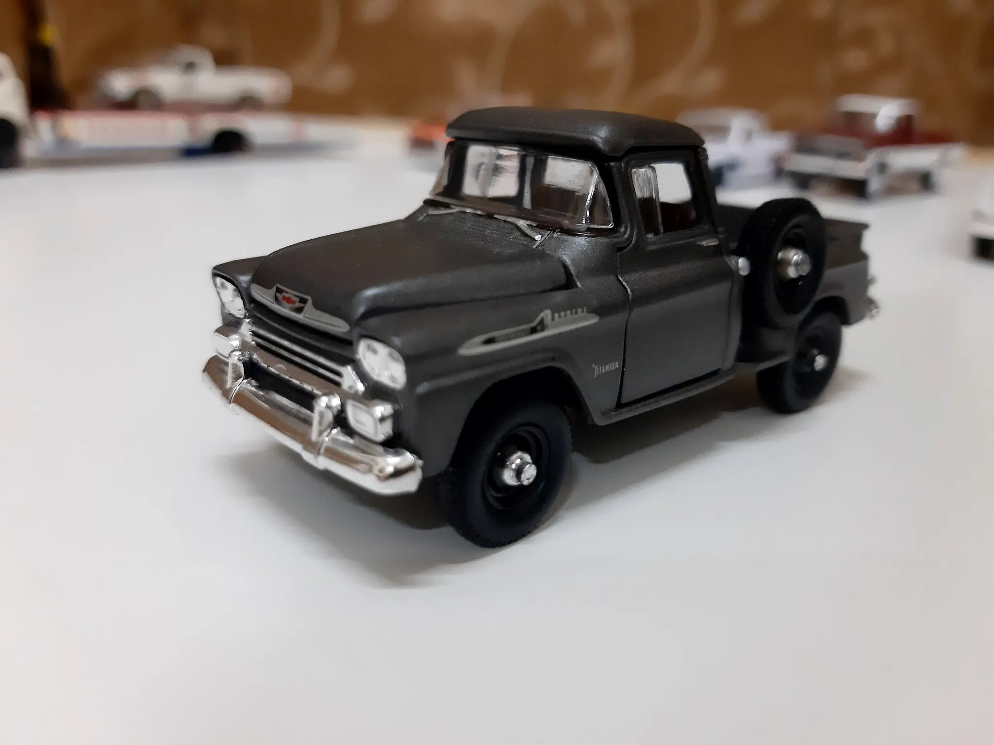 46151 detailed diecast tank