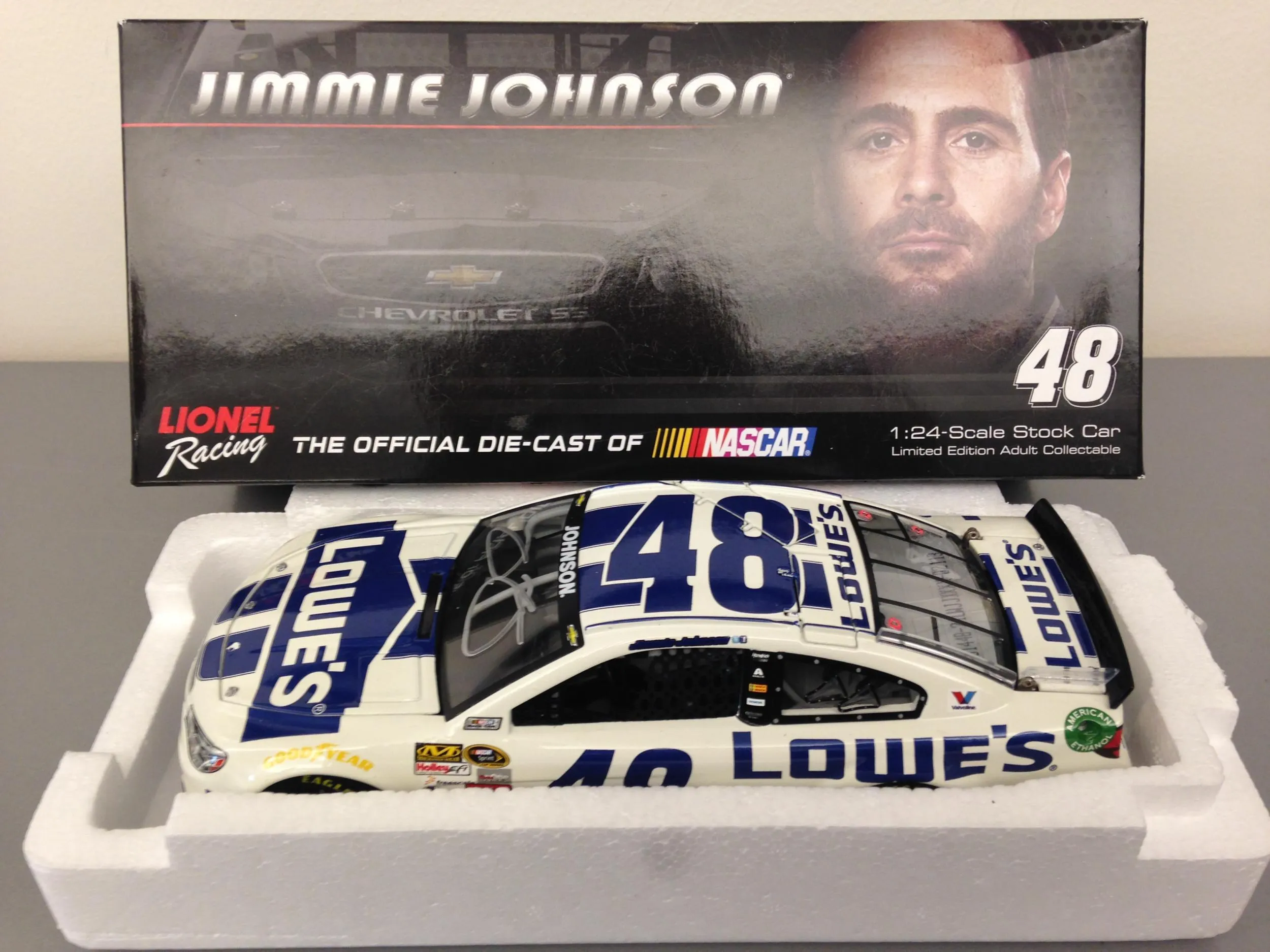 46166 diecast car packaging