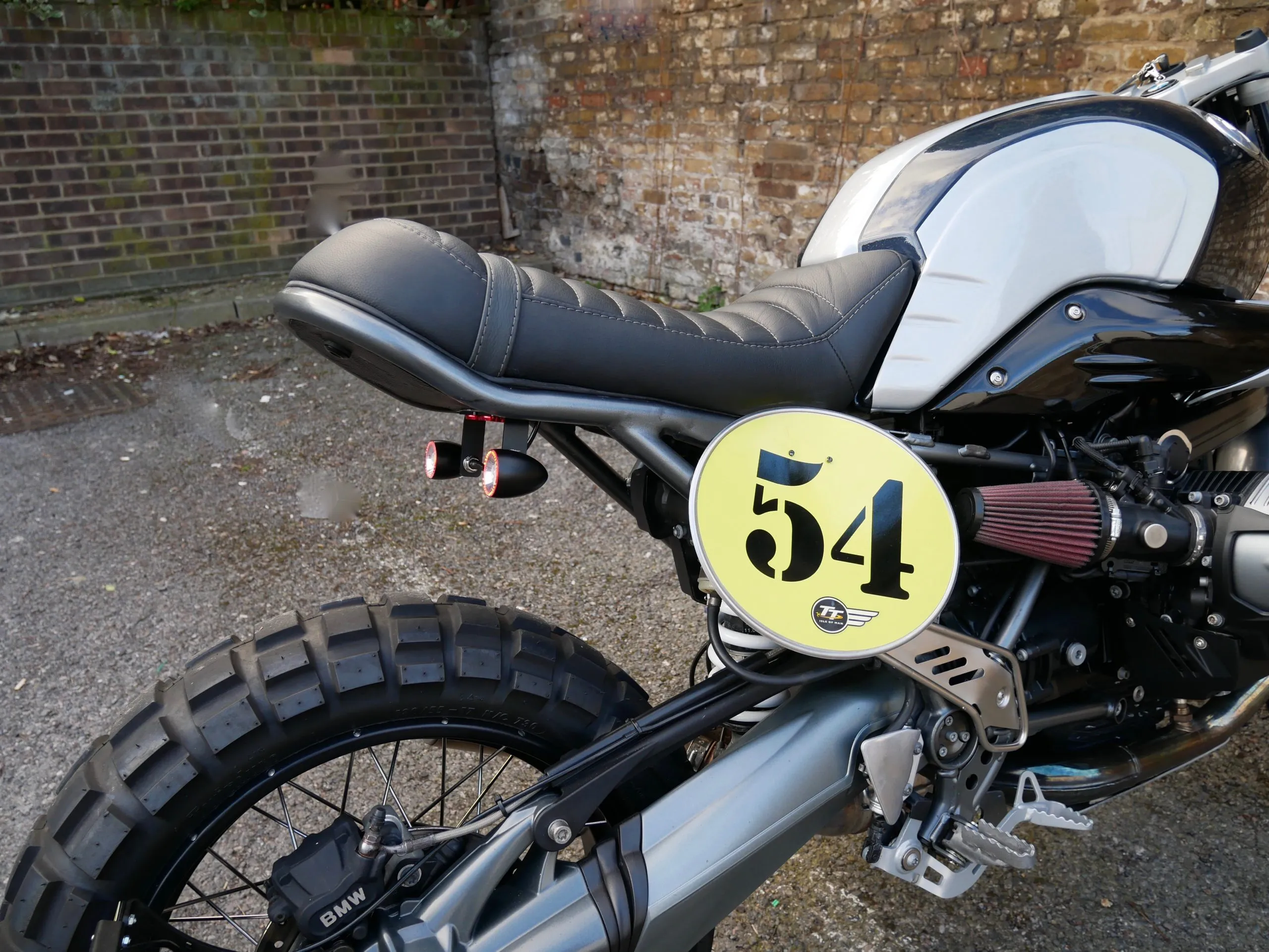 46169 cafe racer diecast models intro