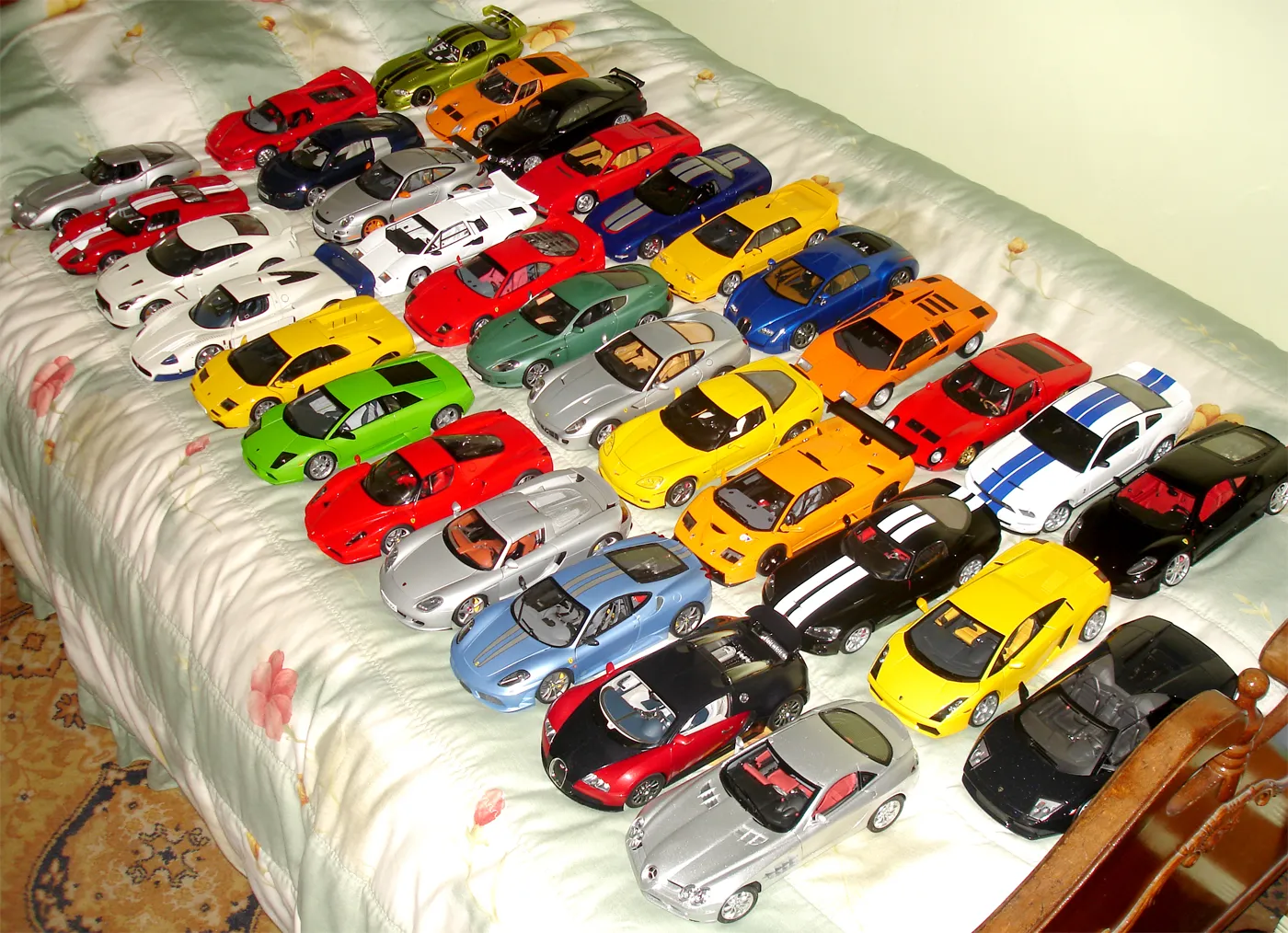 /img/46239-diecast-models-storage.webp