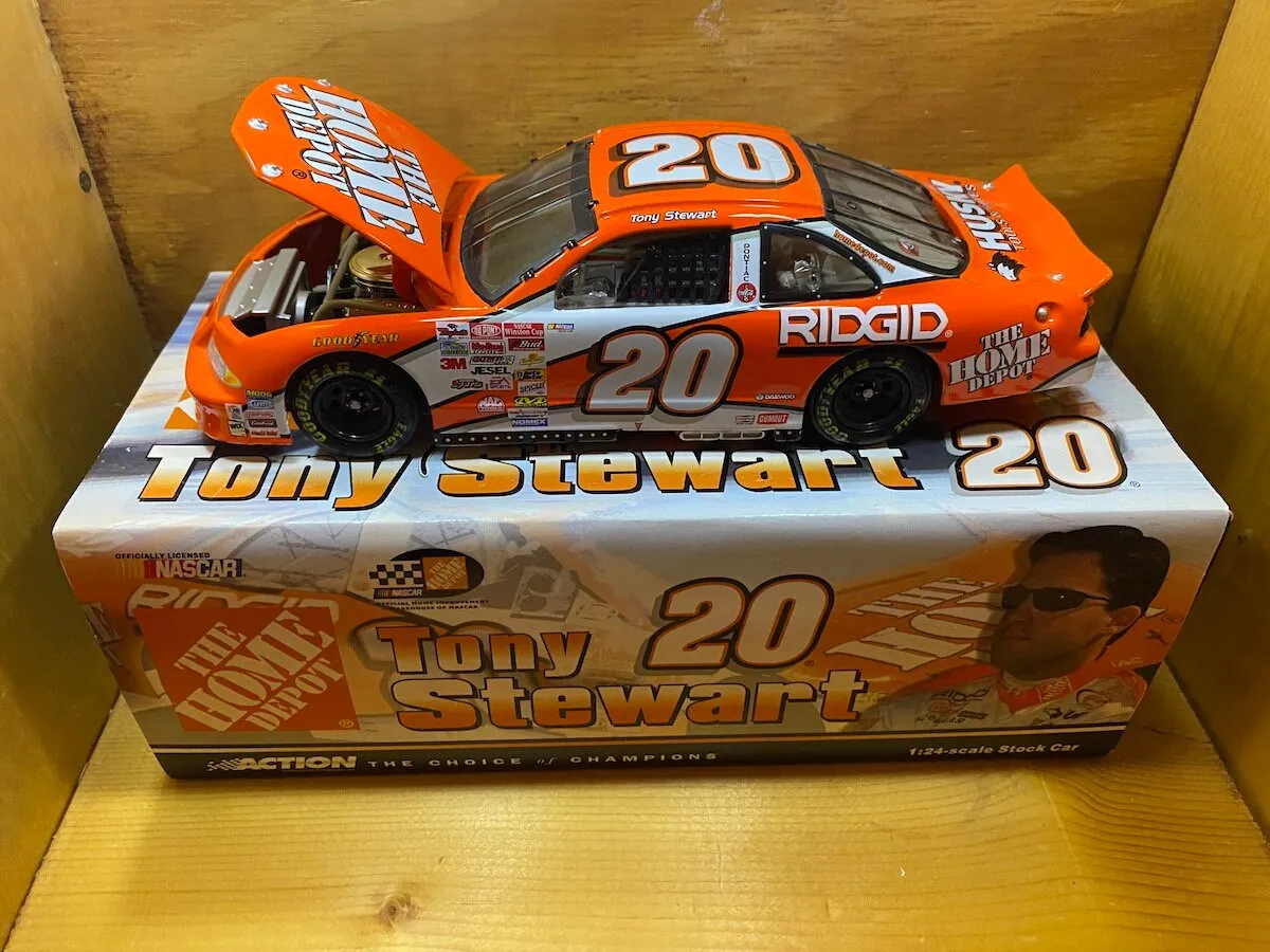 46245 tony stewart championship car diecast