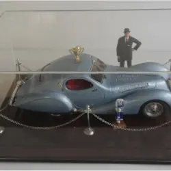 /img/46256-talbot-lago-diecast-auction.webp