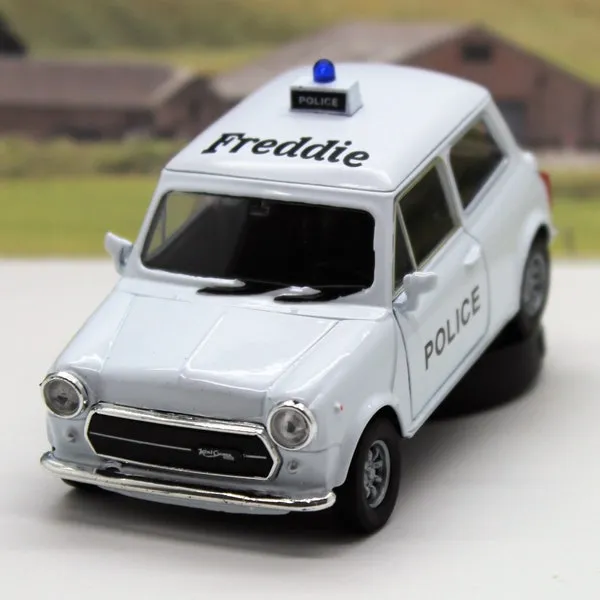 46263 custom diecast police car 5