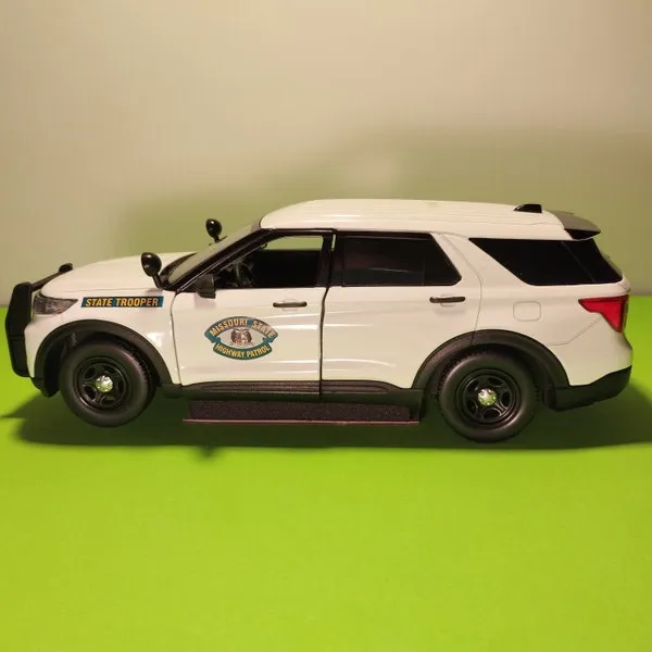 46263 custom diecast police car 6